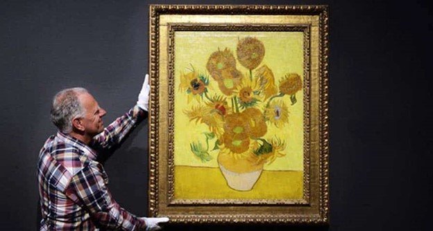 Using LEDs to Protect Paintings