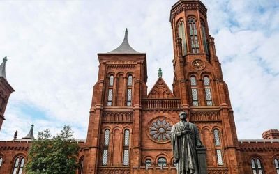 Air and Space Smithsonian Embraces Digital Signage