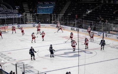 New Digital Signage Installed for UConn Hockey Team