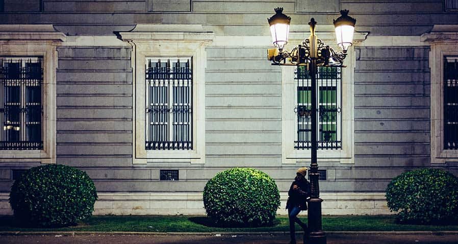 Smart Streetlights Boost Safety in Parking Areas