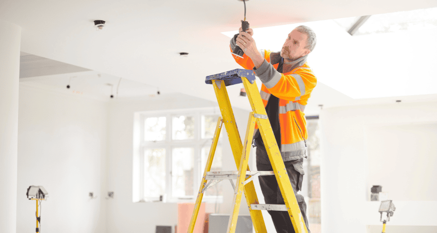 A Guide to Lighting as a Service in 2025