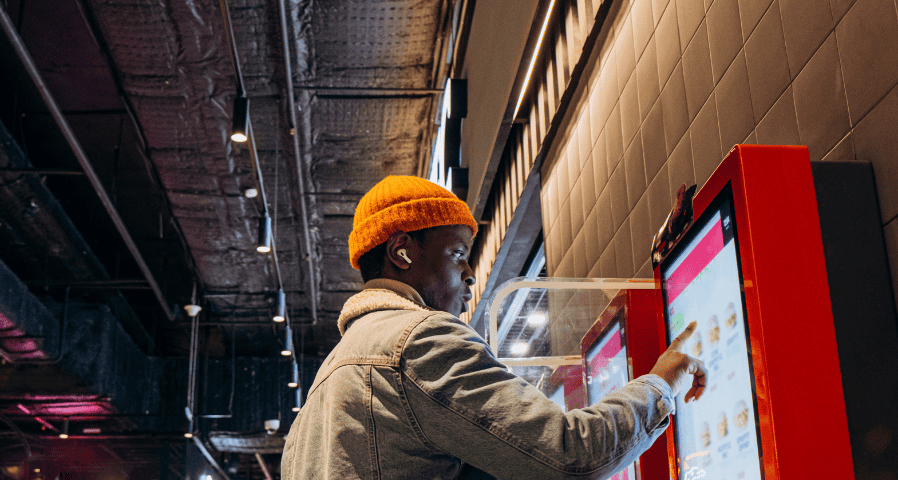 digital signage trends 2025